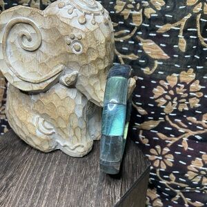 HQ Labradorite Soft Bangle